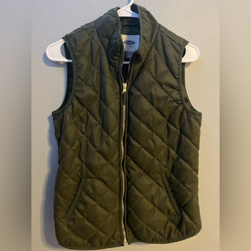 Old Navy size (Small)